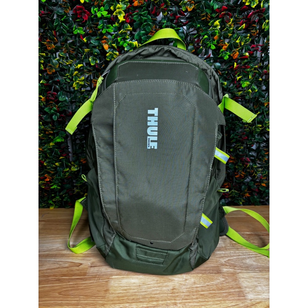 Thule Enroute Triumph 2 Backpack Daypack Olive Green Lime Ripstop Nylon Bag